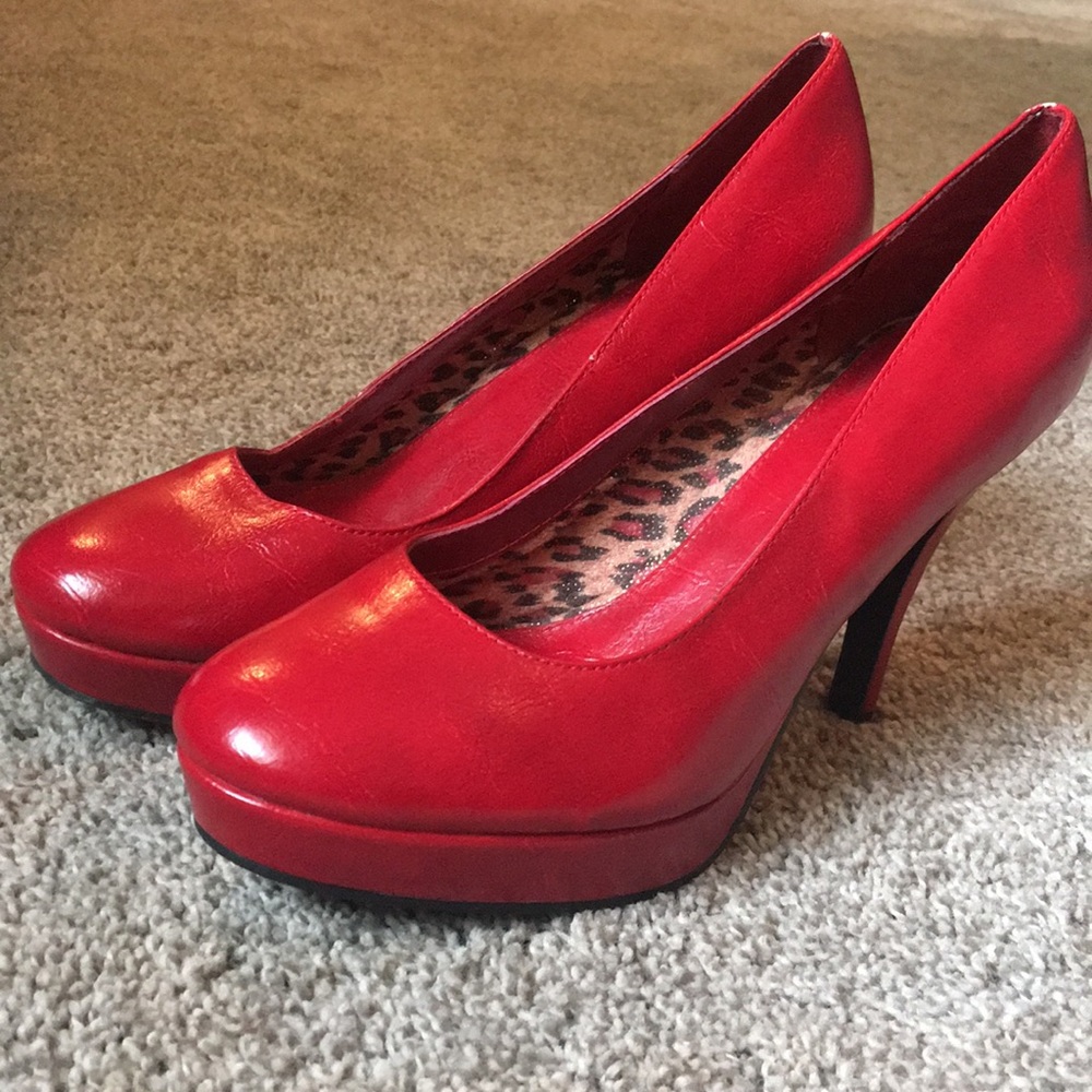 Unlisted red heels